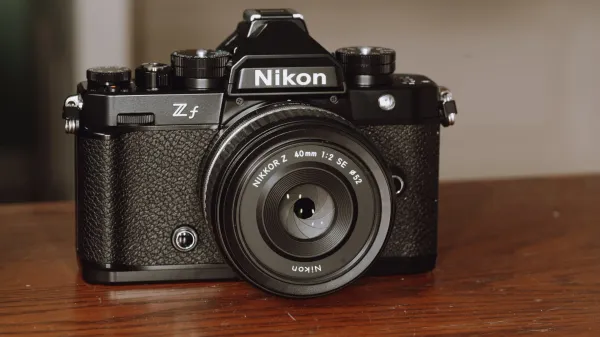 Nikon Z 40mm f/2 (SE)